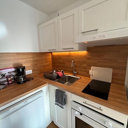 Location D'Un Superbe Appartement Avec Piscine Roquebrune-sur Argens Εξωτερικό φωτογραφία